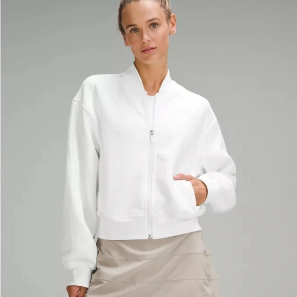 🆕🤍 Lululemon EU Exclusive Textured Zip Front Track Jacket - White - Picture 13 of 15